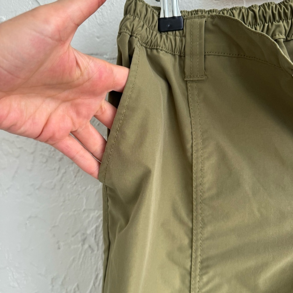 Love tree women’s Olive Loose Fit Parachute Cargo Pants, size Medium - Picture 11 of 15